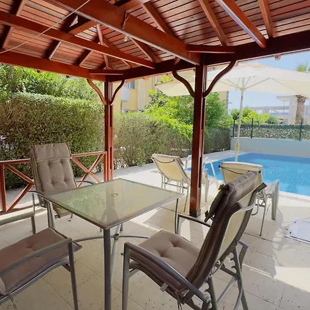 Cozy 4br With Pool In Kadriyebelek Willa *