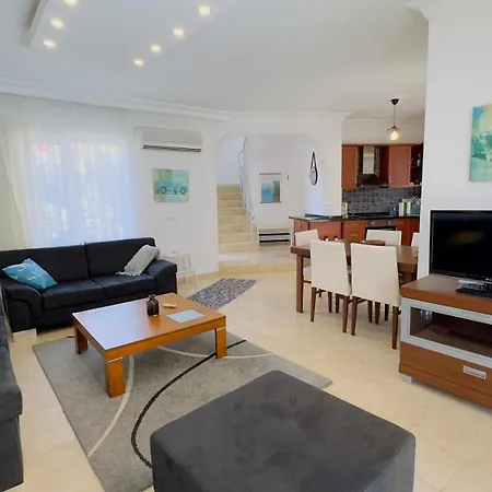Cozy 4br With Pool In Kadriyebelek Villa